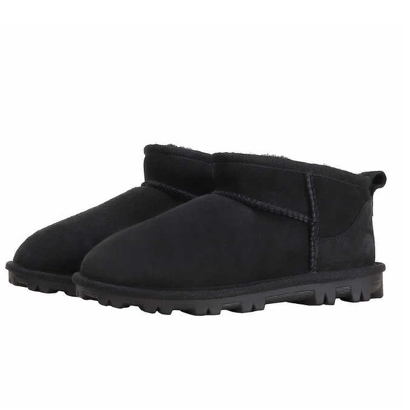 Other - NWT Kid's Shearling Ankle Boot